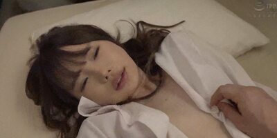 I, a Gentle Married Woman, Decided to Help the Virgin Neighbor Practice Sex and Creampies Since He Just Got a Girlfriend