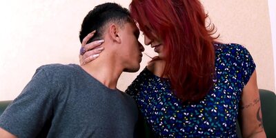 Melissa Devassa In Apreendi Muito Com Mae Do Meu Melhor Amigo E Richards Oliver)