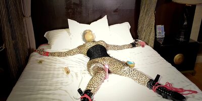 Self Bondage And Breathplay In Latex Hood