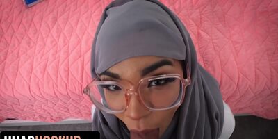 Hot Muslim Teen With Hijab Twerks Her Huge Round Booty For Lucky Stud Pov Style