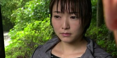 B2E1904- A perverted woman who enjoys sex by being fucked by a middle-aged man in the mountains