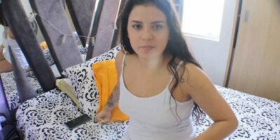 Horny stepmother receives a nice birthday present - Spanish porn
