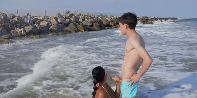 Latina Amy Amor gets a hard fuck from a stud on the seashore