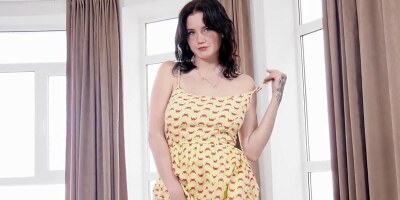 Possessor of juicy tits treats pussy with pink vibrator