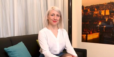 Hard double penetration for mature blonde Julie Holly