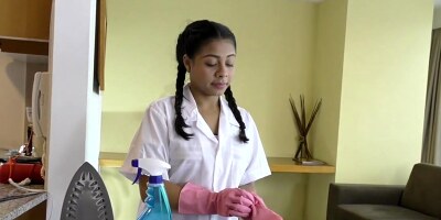 Lesbian amateur sex from Latinas Maria Antonia Alzate and Sifoa Zarete
