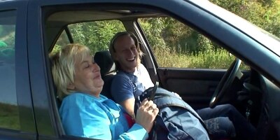 Driver is very kind and granny thanks him with sex