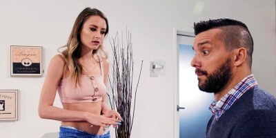 Teen wench begs her stepdad to anally fuck her