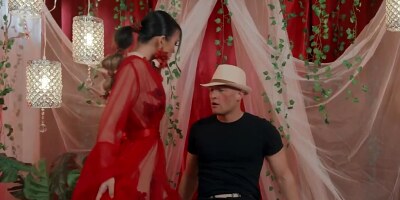 Glamorous Chinese seductress impresses the stud with hot fucking