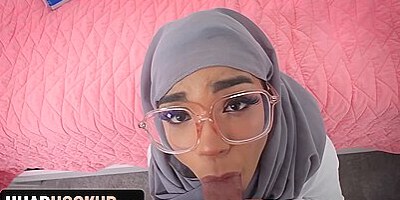Jay Rock And Kate Rodriguez In Muslim Teen With Hijab Twerks Her Huge Round Booty For Luc