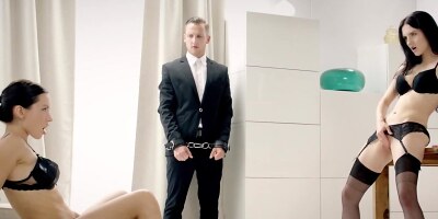 Sasha Rose and Crystal Greenvelle are making out on the couch