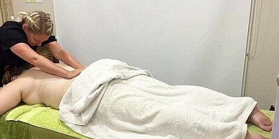 Hot Pretty Bbw Getting Deep Relaxing Body Massage At Spa U010