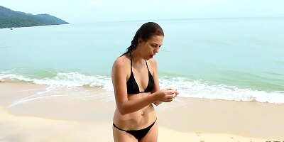 Gentle Giantess Saves The Tiny Man From The Beach. Julia V Earth. Custom Video