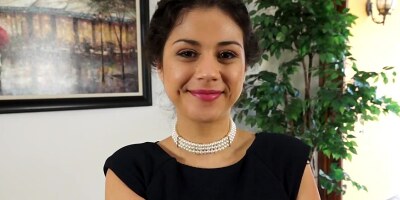 Slutty brunette gets on her knees to polish that big pecker