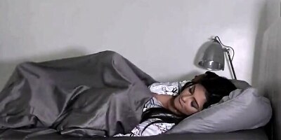 Sexy Teen Blows Her Stepdad While Step Mom's Gone