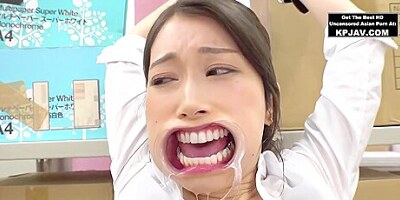 Hot Babe Deepthroat At The Office