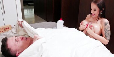 Pretending To Be A Dildo While The MILF Is Ready To Masturbation - Jennifer Mendez