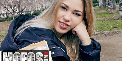 Mofos – Shy Russian Nerd Selvaggia Fucks Erik Everhard’s Big Cock in the Park