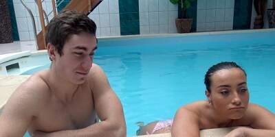 HUNT4K. Der Arme Hahnrei Sollte Zusehen, Wie Der Reiche Mann Seine Freundin