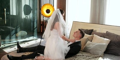 Runaway Bride Looking For Sex