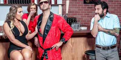 Bootylicious blonde goes up and down on a throbbing dick