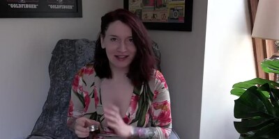 Bettie Bondage – Taking LSD with Mommy