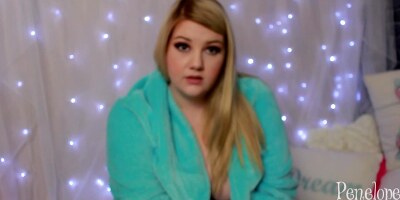 Penelope Peach - Mommy does it best