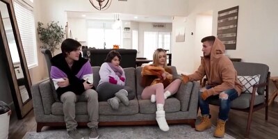 Nicole Aria & Jazmin Luv - Cozying Up To Sis