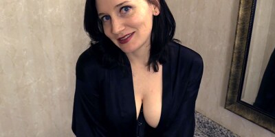 Bettie Bondage - Stuck In The Bathroom With Your Horny Mom