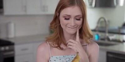 Scarlet Skies – My Sister Is Bananas