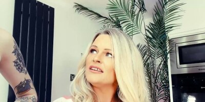 Amazing Nikki and Gigi's piercing clip