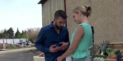 Man bonks girl in the outdoor marketplace