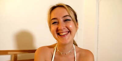 Crazy hot sex with Ann Joy after dinner. She's so so sensual in this homemade porn.