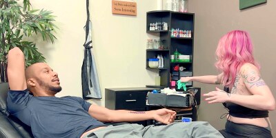 Hot tattoo artist Lady Lazarus had sex with a client