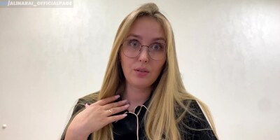 A stepson with broken arms poured sperm into the pussy of a kind stepmother. - Thank you stepmother