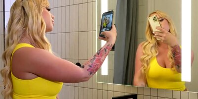 Bailey Brooke - Daddy's Selfie Slut