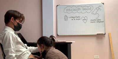 ¡por Fin Me Cojo A Mi Profesora De Educacion Sexual Y Nos Descubren!