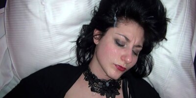 Eier Leergespritzt Beim Pornocasting Mit 18j Katy Nach Der Schule