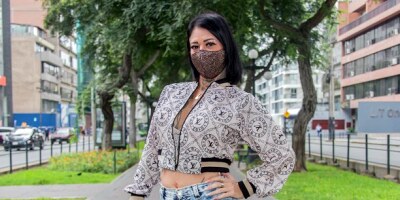 Watch pretty puss's action