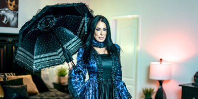 Sweet Vampiric Seduction