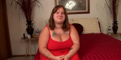 Sensuous lovebird's mother clip