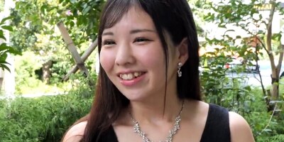 話題沸騰清楚系キャバ嬢みづはちゃん 21歳
