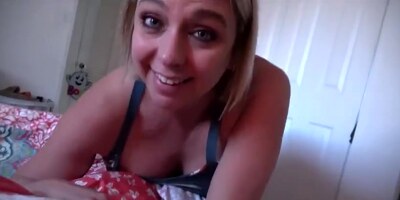 Bianna Beach - Morning Routine