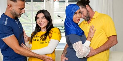 Sweet orgy session with two brunettes Keira Croft and Penelope Woods