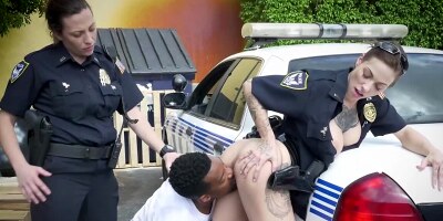 Black man fucks two dirty cop ladies in outside 3some