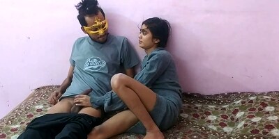 Hardcore amateur banging with a cute dark-haired Indian teen