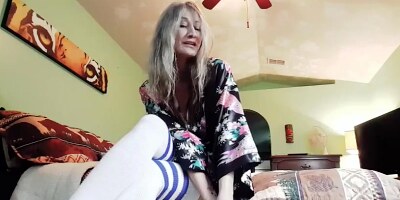 Stormi Winters - The Naughty Aunt