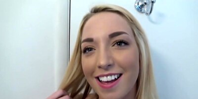 Zoe Parker In Weird Little Brother Learns To Loosen Up