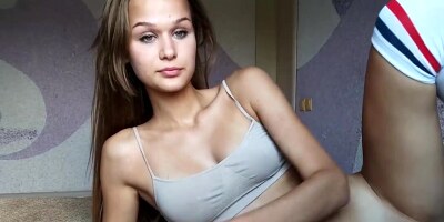Sexy teen in high knee socks masturbates solo at home