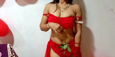 Beautiful Indian Bhabhi Romantic Porn With Love Passionate Sex In Her Bedroom